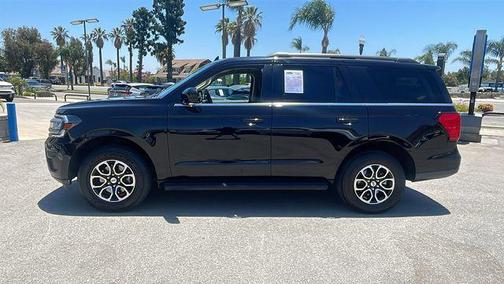 Black Metallic 2024 Ford Expedition XLT