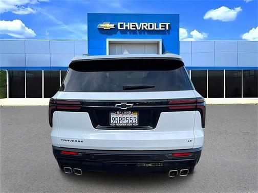2024 Chevrolet Traverse LT