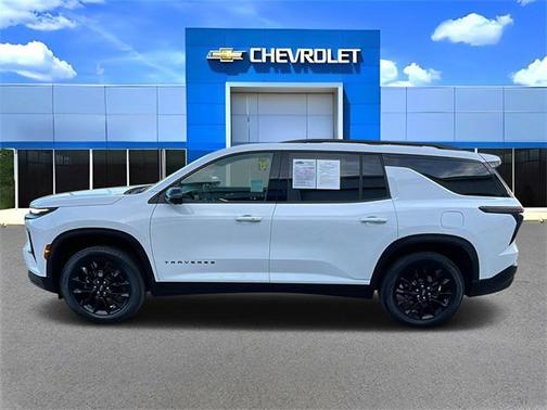 2024 Chevrolet Traverse LT