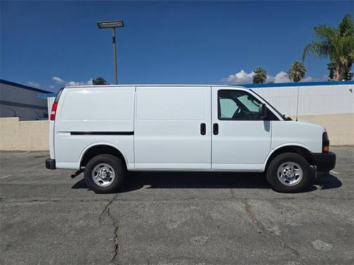 2023 Chevrolet Express 2500 RWD 2500 Regular Wheelbase WT