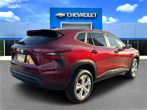 2024 Chevrolet Trax LS