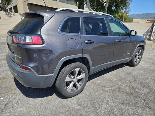 Granite Crystal Metallic Clearcoat 2019 Jeep Cherokee Limited