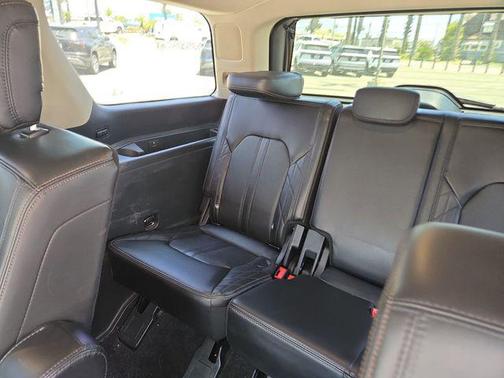 Star White Metallic Tri-Coat 2020 Ford Expedition Platinum