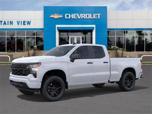2025 Chevrolet Silverado 1500 Custom