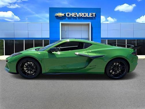 Roswell Green Metallic 2026 Chevrolet Corvette Z06
