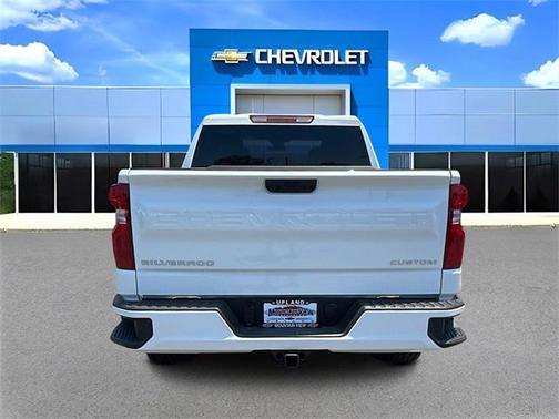 2025 Chevrolet Silverado 1500 Custom