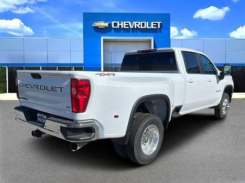 2026 Chevrolet Silverado 3500 LT