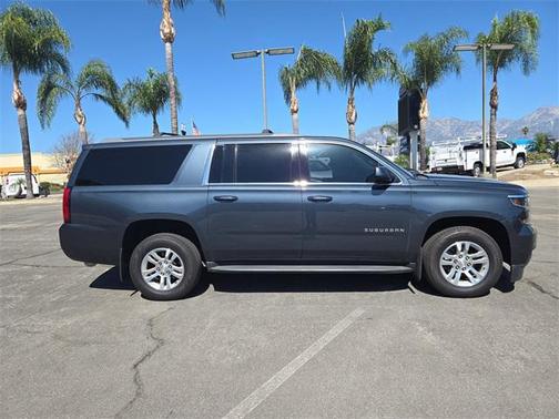 2019 Chevrolet Suburban LS