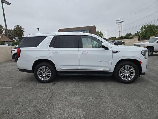 Summit White 2021 GMC Yukon SLT