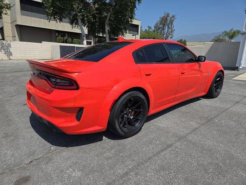 Go Mango 2023 Dodge Charger SRT Hellcat Widebody Jailbreak