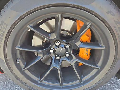 Go Mango 2023 Dodge Charger SRT Hellcat Widebody Jailbreak