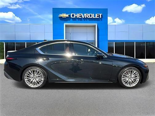 2022 Lexus IS 300 Base