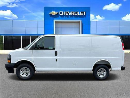 2026 Chevrolet Express 2500 2500 Regular Wheelbase, WT, RWD
