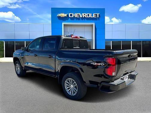 Black 2026 Chevrolet Colorado LT