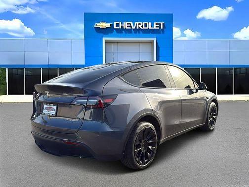 2023 Tesla Model Y Long Range Dual Motor All-Wheel Drive