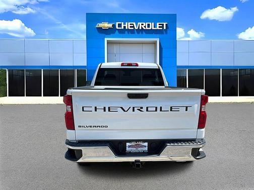 Summit White 2026 Chevrolet Silverado 1500 WT