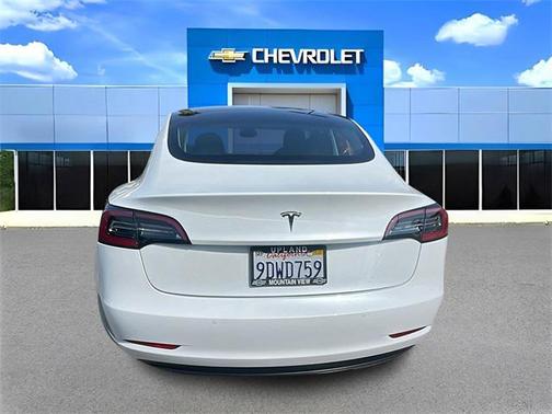 2019 Tesla Model 3 Standard Range Plus