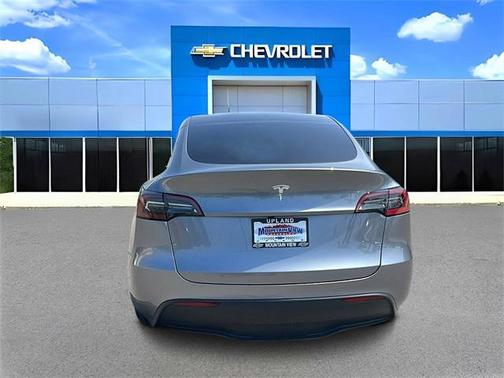 2025 Tesla Model Y Long Range Dual Motor All-Wheel Drive