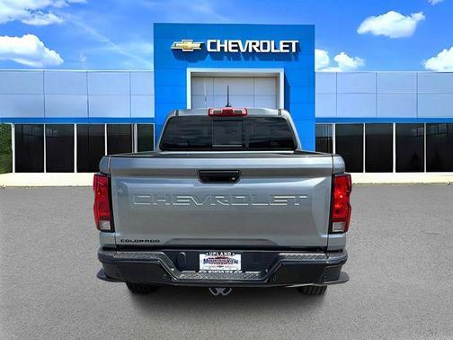 Sterling Gray Metallic 2026 Chevrolet Colorado WT