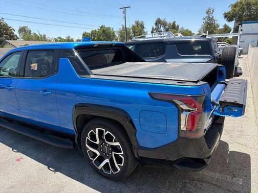 Riptide Blue 2025 Chevrolet Silverado EV RST