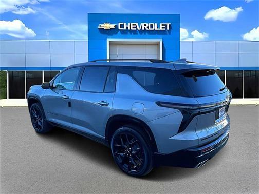 2025 Chevrolet Traverse RS