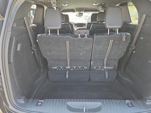 Diamond Black 2025 Chrysler Pacifica L