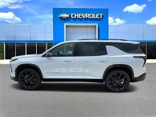 Polar White Tricoat 2026 Chevrolet Traverse RS