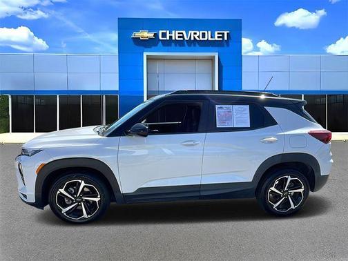 Iridescent Pearl Tricoat 2022 Chevrolet Trailblazer RS