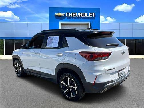 Iridescent Pearl Tricoat 2022 Chevrolet Trailblazer RS