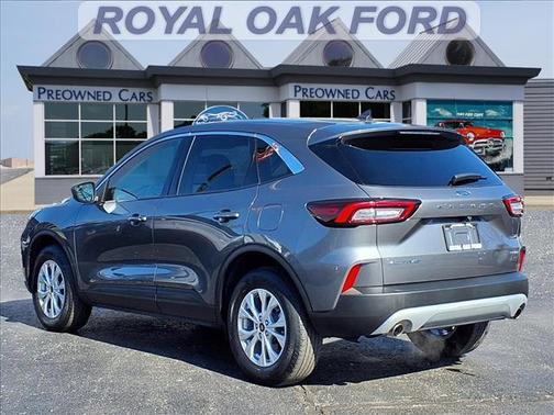 Carbonized Gray Metallic 2023 Ford Escape Active