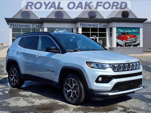 Silver Zynith Metallic Clearcoat 2025 Jeep Compass Limited