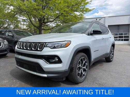 Silver Zynith Metallic Clearcoat 2025 Jeep Compass Limited