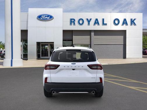 2025 Ford Escape ST-Line Select