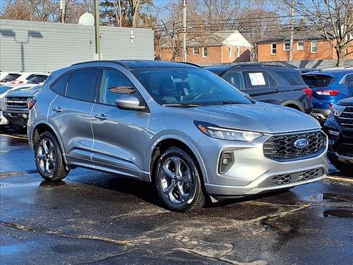 2023 Ford Escape ST-Line Select