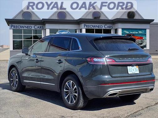 2022 Lincoln Nautilus Standard