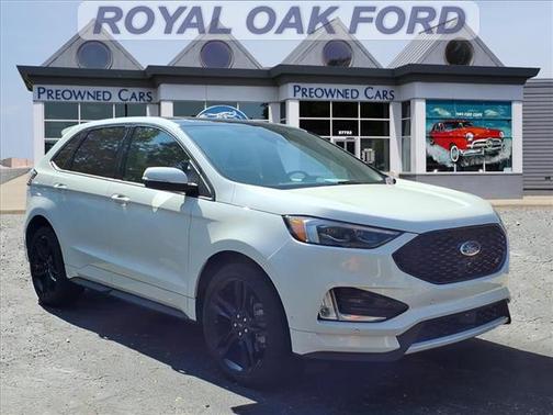 2022 Ford Edge ST