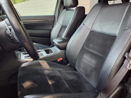 2017 Jeep Grand Cherokee Altitude