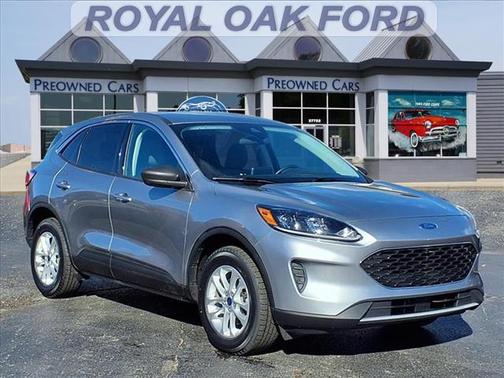 2022 Ford Escape SE