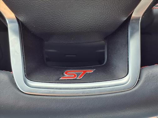 Agate Black Metallic 2025 Ford Explorer ST