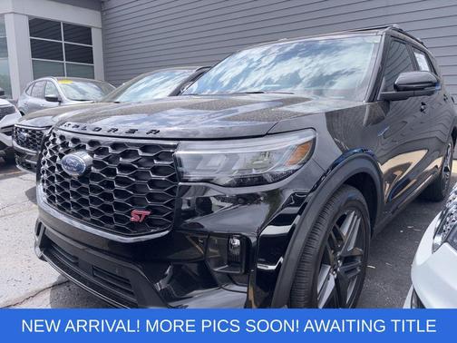 Agate Black Metallic 2025 Ford Explorer ST