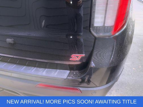 Agate Black Metallic 2025 Ford Explorer ST