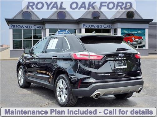 2022 Ford Edge Titanium
