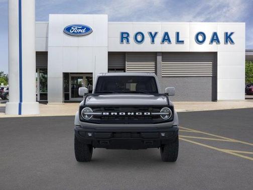 Avalanche Gray 2026 Ford Bronco Outer Banks