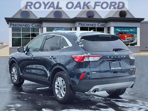 2022 Ford Escape SE