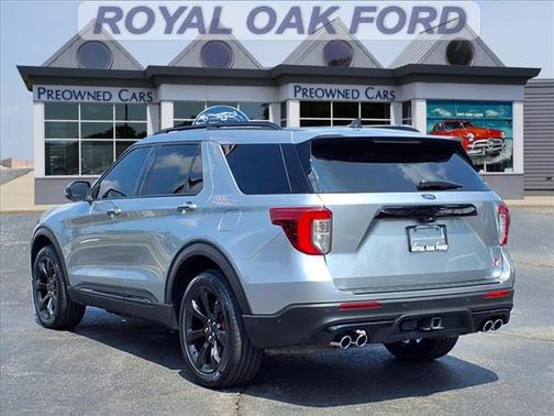 2022 Ford Explorer ST