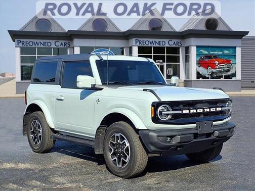 2023 Ford Bronco Outer Banks