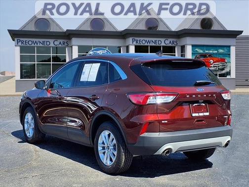 2021 Ford Escape SE