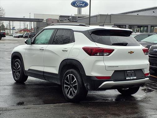 Summit White 2025 Chevrolet Trailblazer LT
