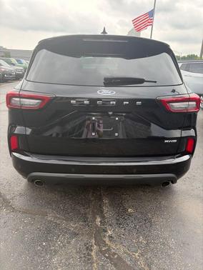 Agate Black Metallic 2024 Ford Escape ST-Line
