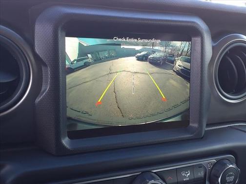 2022 Jeep Wrangler Willys